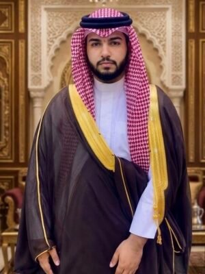 البشت الملكي العودي