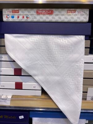 شماغ الملكي أبيض