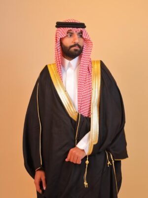 بشت غاطين ملكي أسود