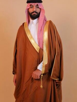 بشت غاطين ملكي أشقر