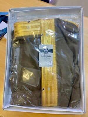 البشت الملكي البني الجملي